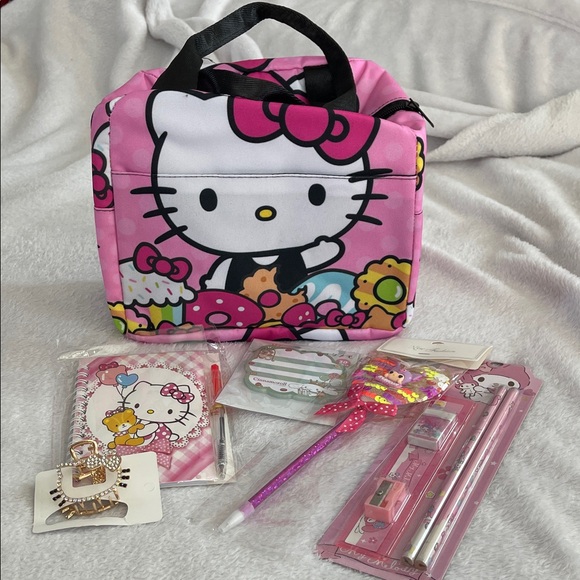 Hello Kitty Other - Hello Kitty Pink and White Kids lunch Bag Stationary Set nwt